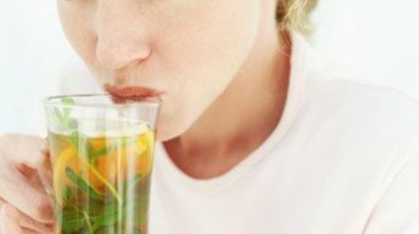 Yeşil &ccedil;ay kalp krizi riskini azaltıyor