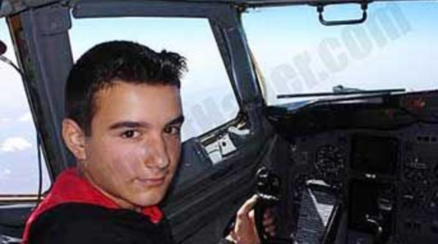 A&ccedil;ığa aldıran poz!