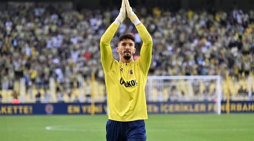 Son dakika: Fenerbahçe - Twente maçı öncesi stadyumda anons yapıldı, o isim alkışlarla veda etti!