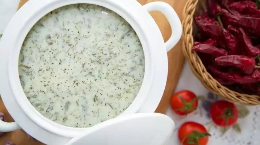 Dovga çorbası malzemeleri neler, nasıl yapılır? İşte MasterChef Dovga çorbası tarifi ve Azerbaycan yemekleri!