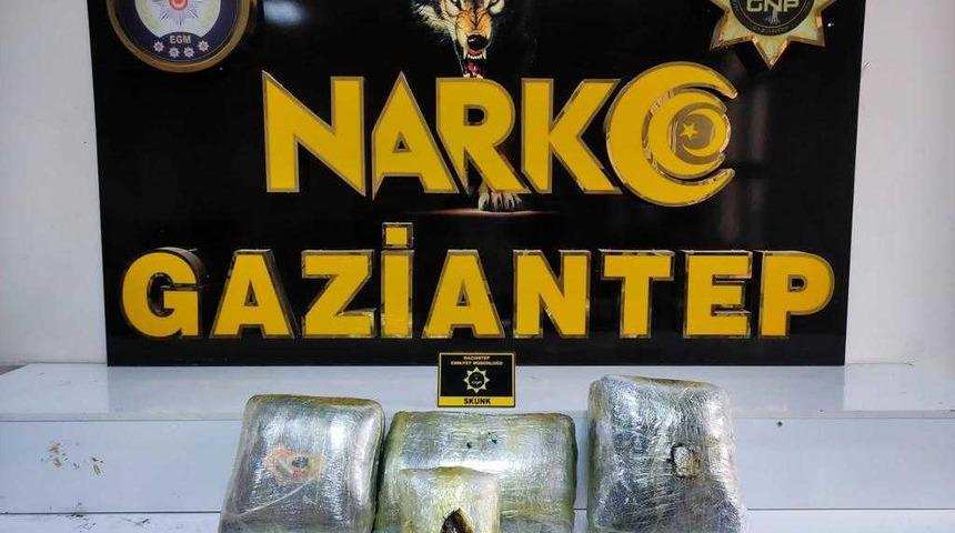 Gaziantep'te 6 kilo 450 gram skunk ele geçirildi