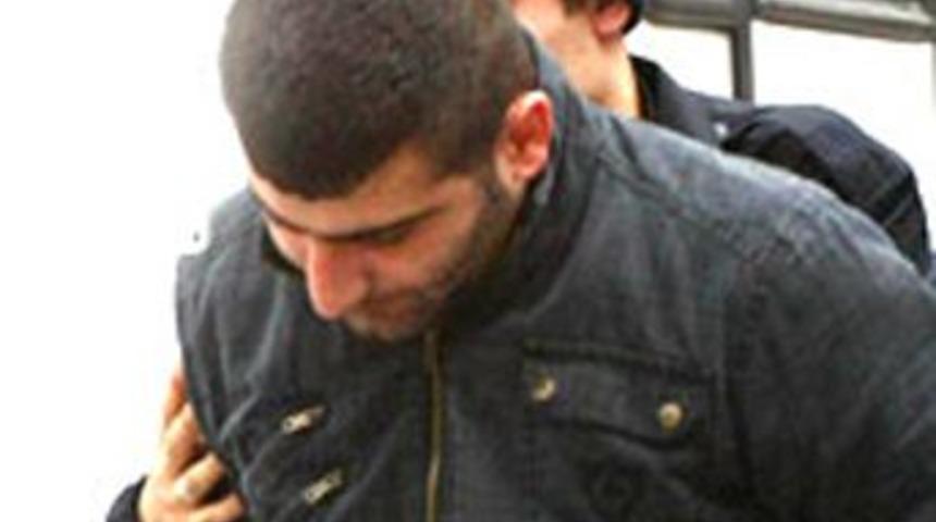 &Ccedil;ete lideri k&ouml;pek kul&uuml;besinden &ccedil;ıktı