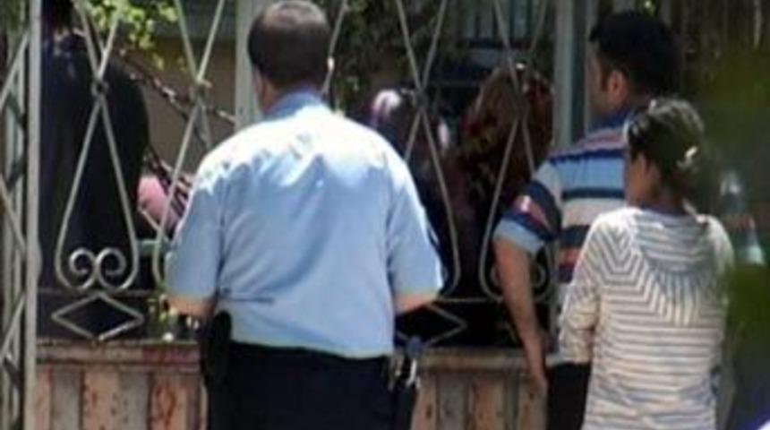 Kredi kartı borcu y&uuml;z&uuml;nden intihar etti