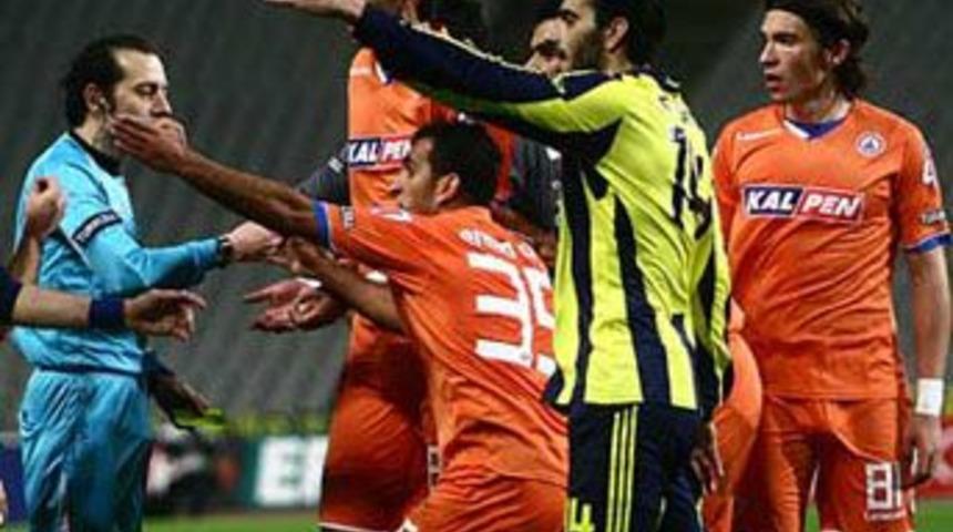 Olimpiyat'ta ortalık karıştı!