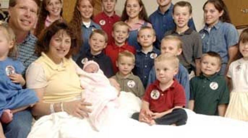 18. &ccedil;ocuğunu doğurdu