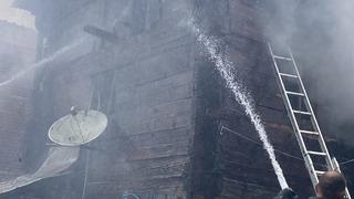 Rize'nin Ayder Yaylası'nda ahşap ev yandı