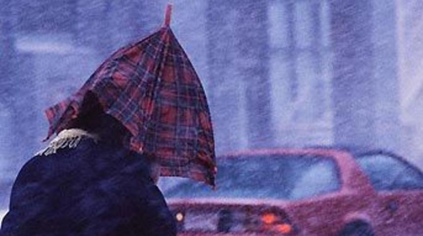 İstanbul kara teslim oluyor