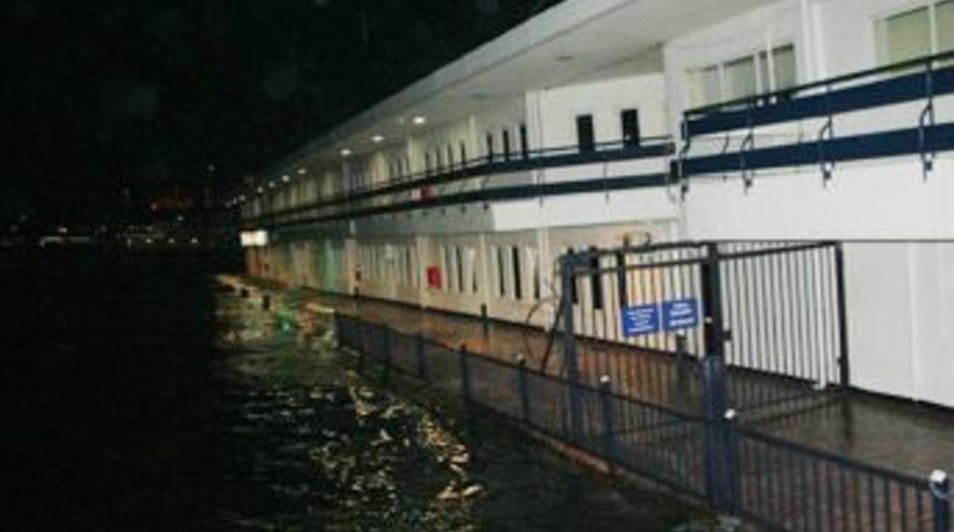 Topbaş: Karak&ouml;y iskelesi oradan &ccedil;ekilecek