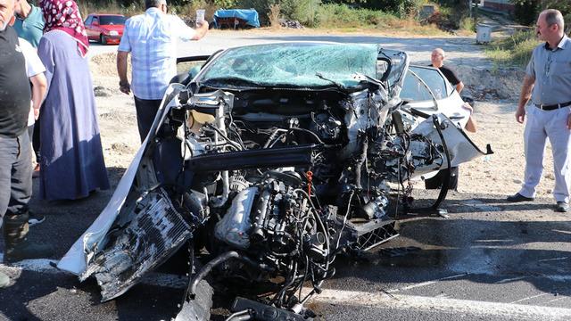 Samsun'da feci kaza! Uzman çavuş Ayhan Eğilmez hayatını kaybetti, 3'ü çocuk 7 kişi yaralandı