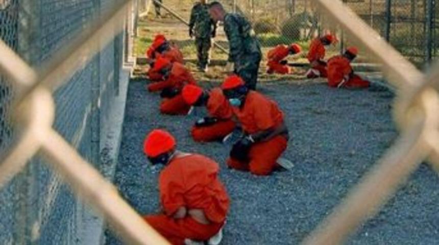 Guantanamo tutsaklarına&nbsp;kiliseler sahip &ccedil;ıktı
