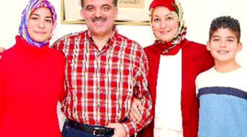 G&uuml;l'den 1 yılda 114 yasaya onay