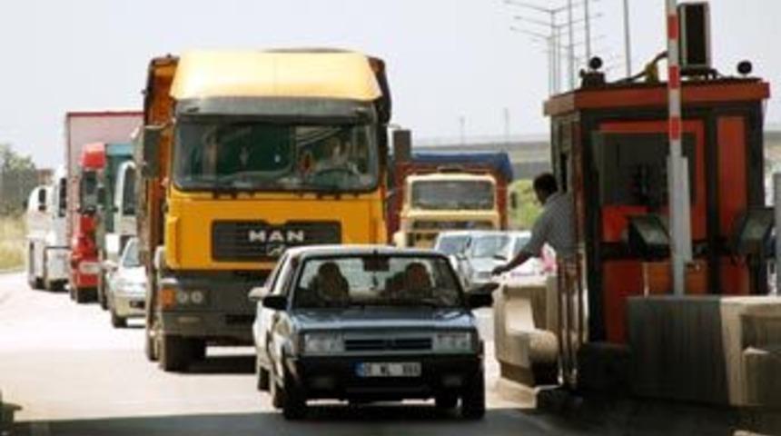 Otoyol ve k&ouml;pr&uuml;lerde iş yavaşlatılacak