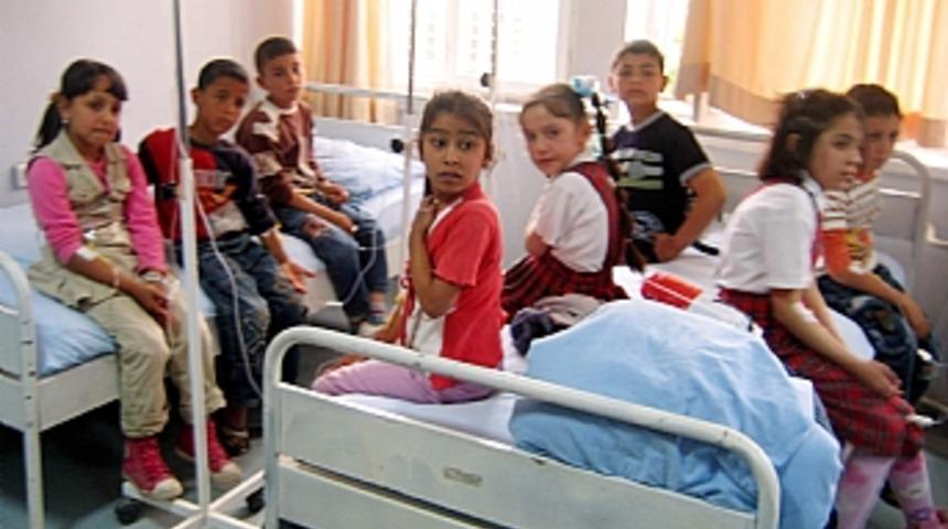 Şanlıurfa'da 13 &ouml;ğrenci zehirlendi