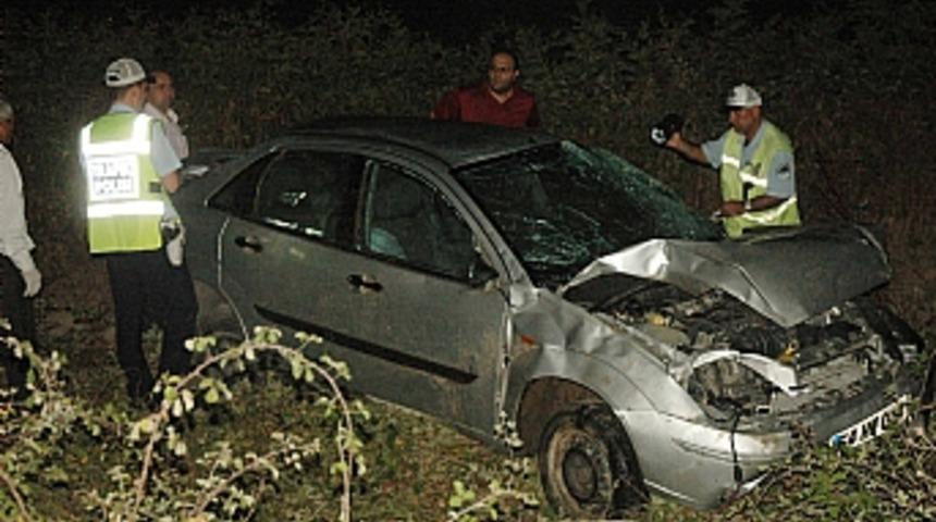 Sakarya'da trafik kazası: 2 &ouml;l&uuml;