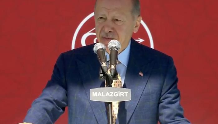 SON DAKİKA | Erdoğan’dan Malazgirt Zaferi’nin 952. yıl dönümünde dikkat çeken mesajlar “Türkiye Yüzyılı’nı inşa edeceğiz”