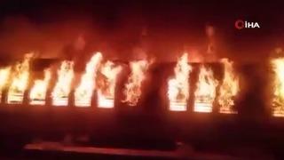 Hindistan'da yolcu treninde yangın faciası! Kahve yapmak istemişlerdi... 