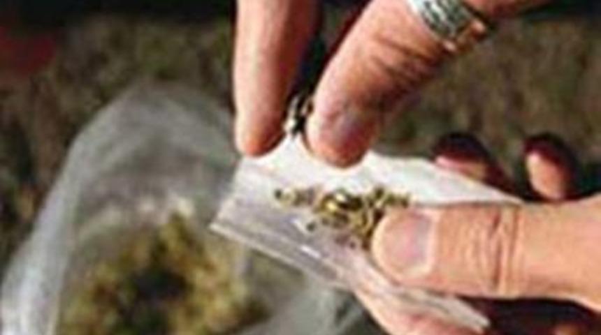 7,7 ton esrar ele ge&ccedil;irildi