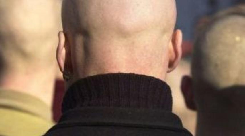 Her 7 Alman gencinden biri yabancı d&uuml;şmanı