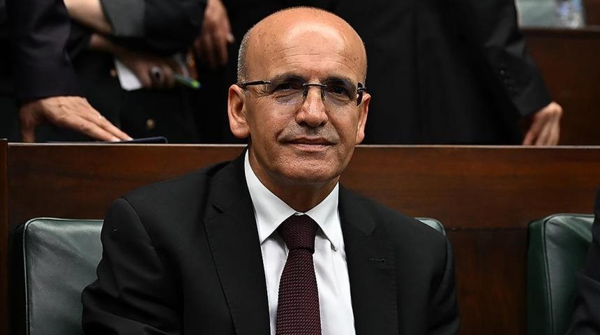 Bakan Şimşek'ten TL açıklaması! O sektörü işaret etti: Patlama yaşıyor