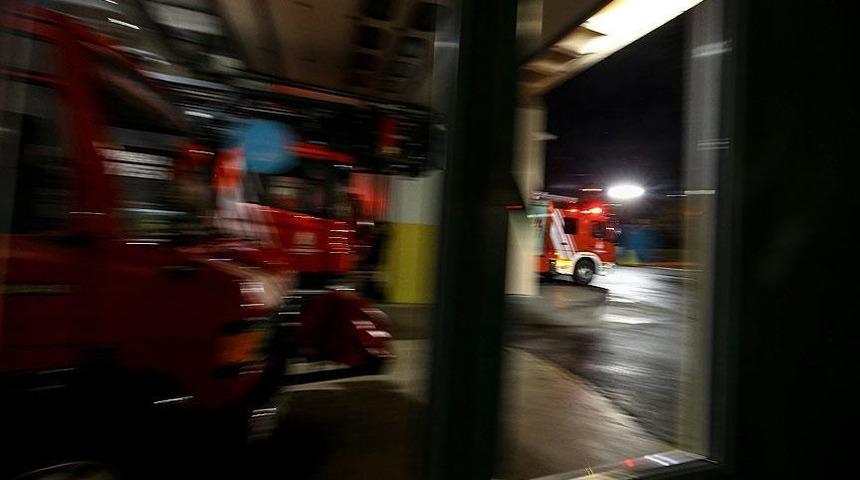 Sakarya'da hırdavat dükkanında çıkan yangın söndürüldü