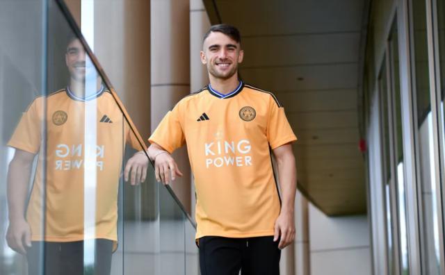 640xauto - Galatasaray, Yunus Akgün’ün Leicester City'ye kiralandığını açıkladı! Milli oyuncunun satın alma opsiyonu ve forma numarası da belli oldu