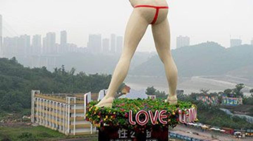 &Ccedil;in'deki seks parkı projesi iptal edildi