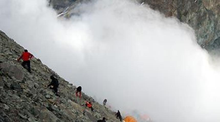 &Ccedil;ığ felaketi: 7 &ouml;l&uuml;