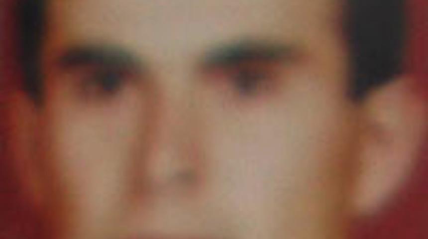 Eşine sarkıntılık yapan şahsı &ouml;ld&uuml;rd&uuml;