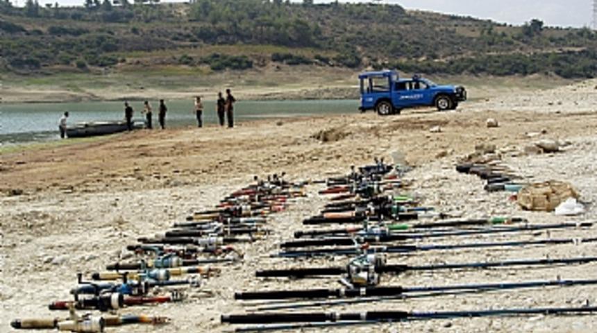 Jandarmadan balık&ccedil;ılara şafak operasyonu