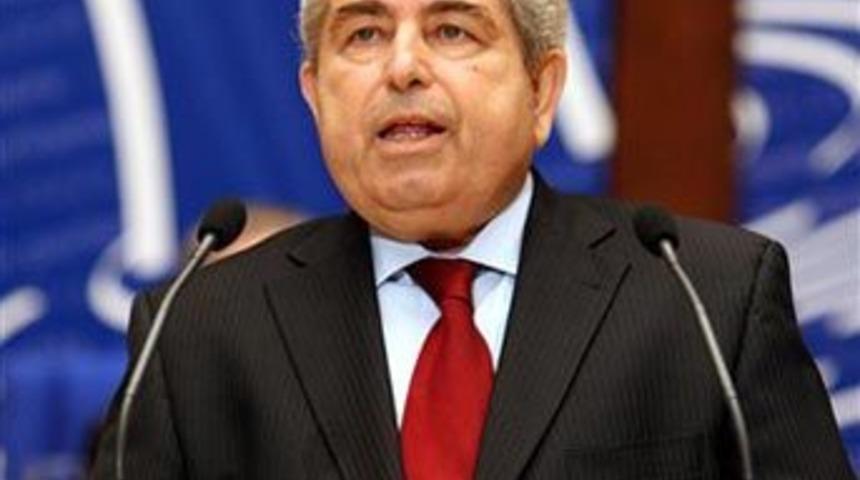 Rumlarda s&uuml;rpriz teklif