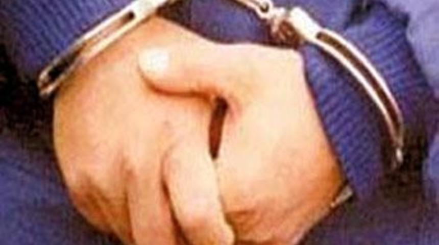 Tutukluya işkence eden polislere hapis cezası