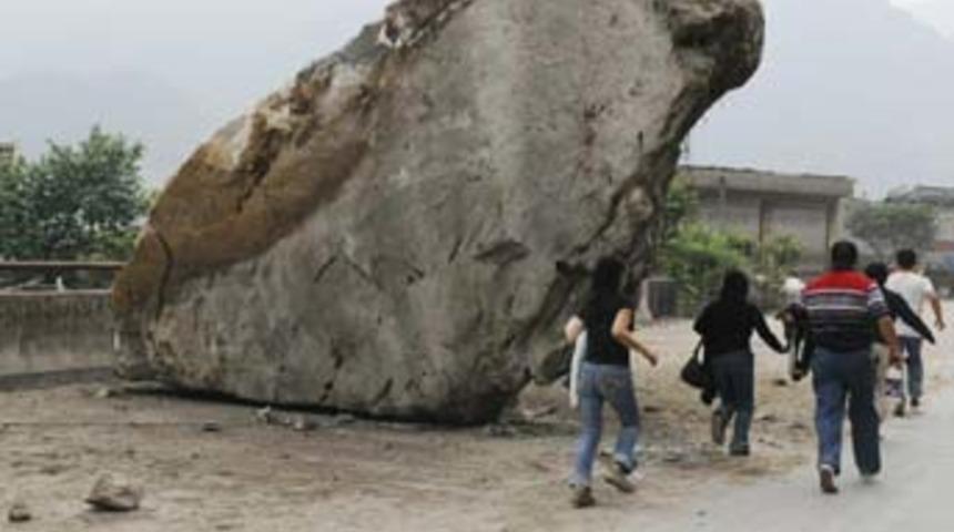 Çin'de şimde de heyelan felaketi
