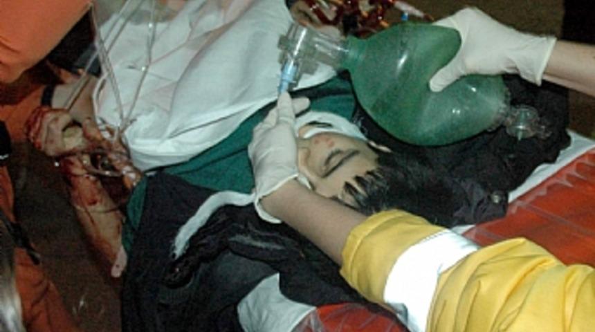 Kız y&uuml;z&uuml;nden tartıştığı şahıs tarafından bı&ccedil;akla &ouml;ld&uuml;r&uuml;ld&uuml;