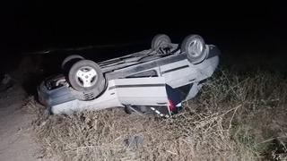 Tokat'ta arızalanan otomobile seyir halindeki otomobilin çarpması sonucu 3 kişi yaralandı