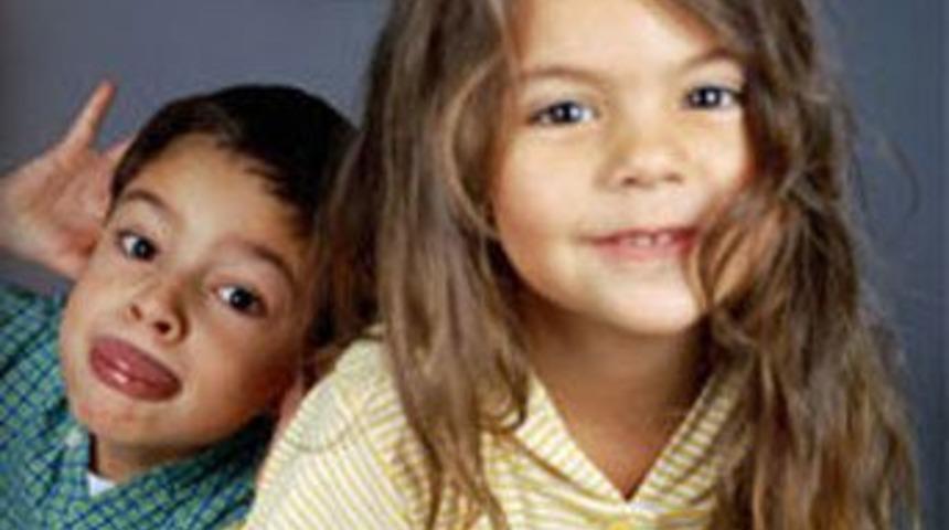 İnat&ccedil;ı &ccedil;ocuğa nasıl davranmalı?