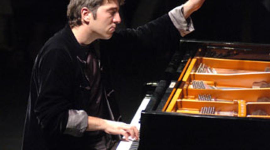 Fazıl Say "Hi&ccedil;bir yere gitmiyorum"