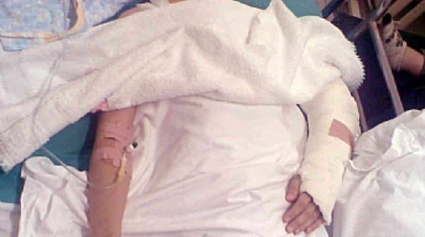 Asans&ouml;r boşluğundan 5 kat aşağı d&uuml;şt&uuml;