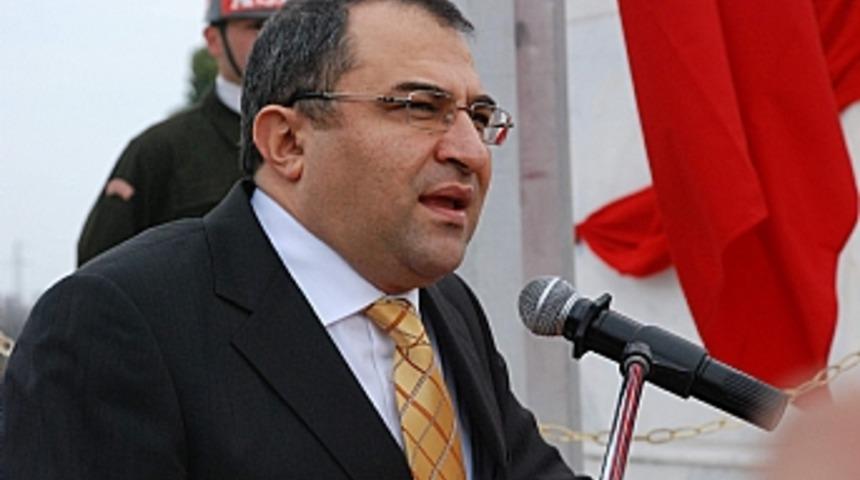 Valiye mikrofon azizliği 