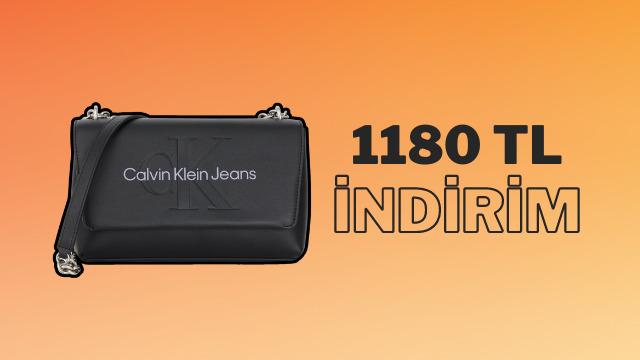 Calvin Klein'in karakteristik tarzını şıklıkla buluşturan çantada büyük indirim