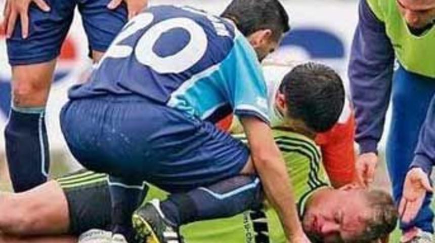 Topu kurtardı, ama kendini kurtaramadı!