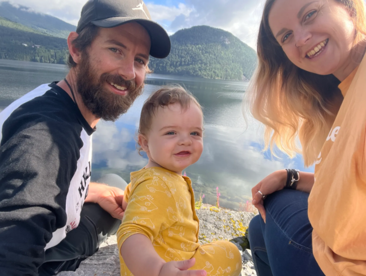 Dünyanın en çok seyahat eden bebeği! Daha 11 aylık ve 23 ülke gezdi G2