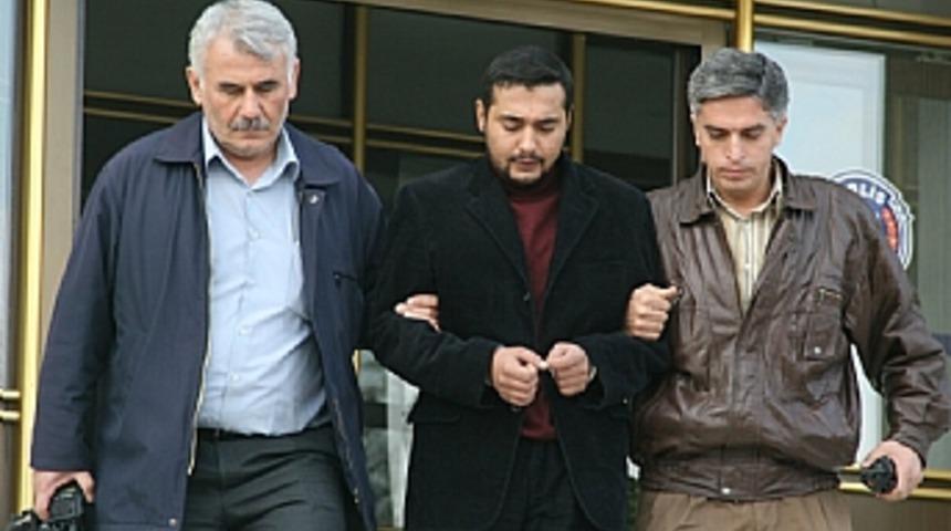 Polis vuran firariler jandarmaya teslim edildi 