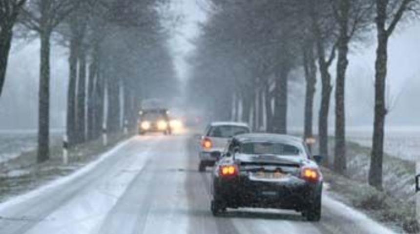 İstanbul'da TEM otoyolu ulaşıma kapandı