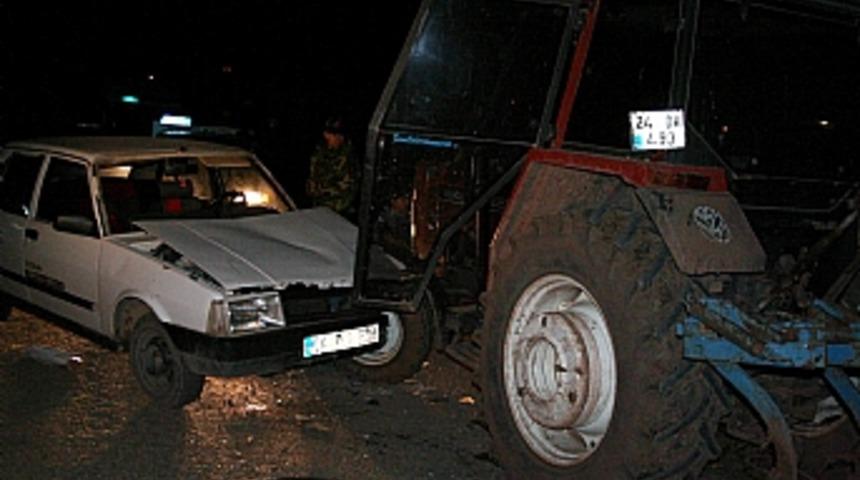Bakan Yıldırım'ın konvoyunda kaza