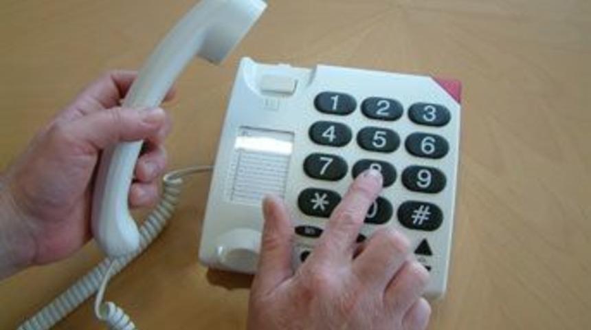 Telefonda sabit &uuml;cret uygulaması devam edecek