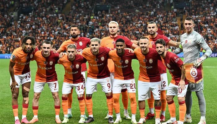 Okan Buruk’u kızdırdı, Manchester United maçında ilk 11’e alınmadı! Galatasaray’da ayrılık çok yakınGalatasaray