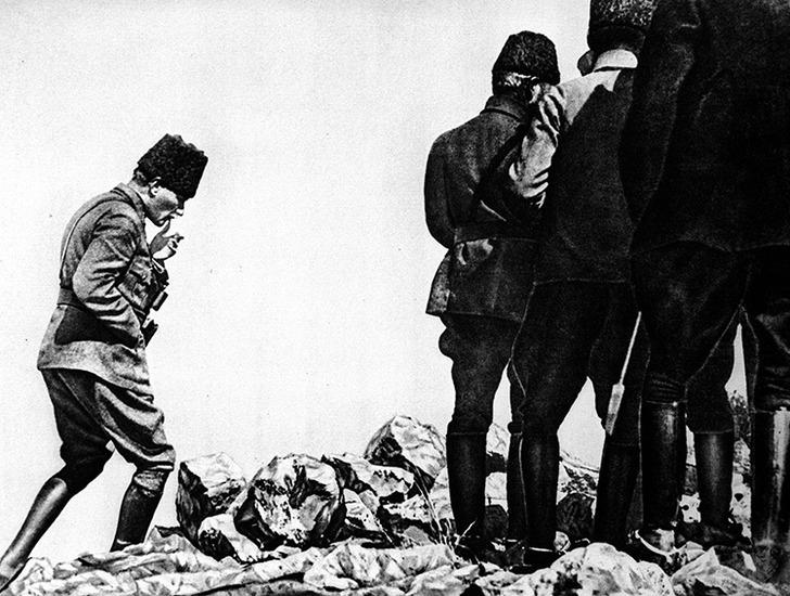 30 Ağustos… Tarihin en büyük kahramanlık destanının yazıldığı gün! İşte Atatürk’ün çizimiyle Büyük taarruz…