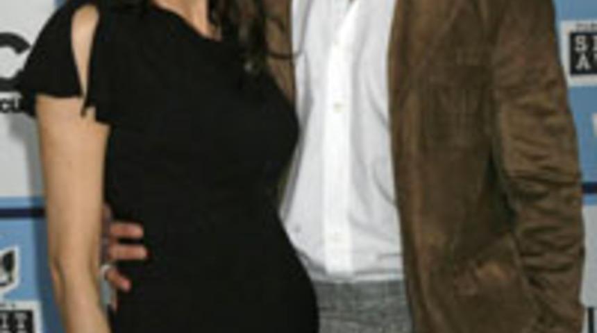 Angelina yine hamile