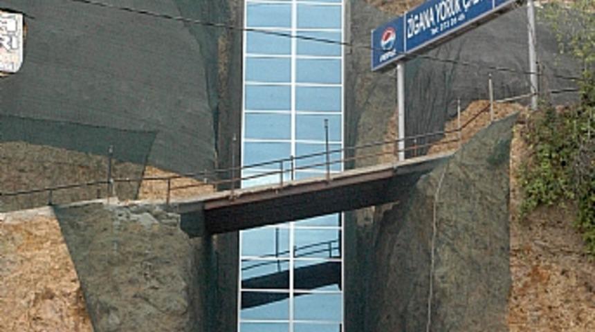 Karadeniz zekasının &uuml;r&uuml;n&uuml;: Kaya asans&ouml;r&uuml;