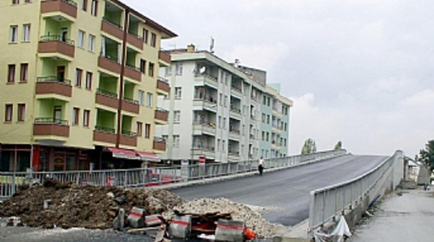 Karadeniz fıkralarını aratmayan k&ouml;pr&uuml;